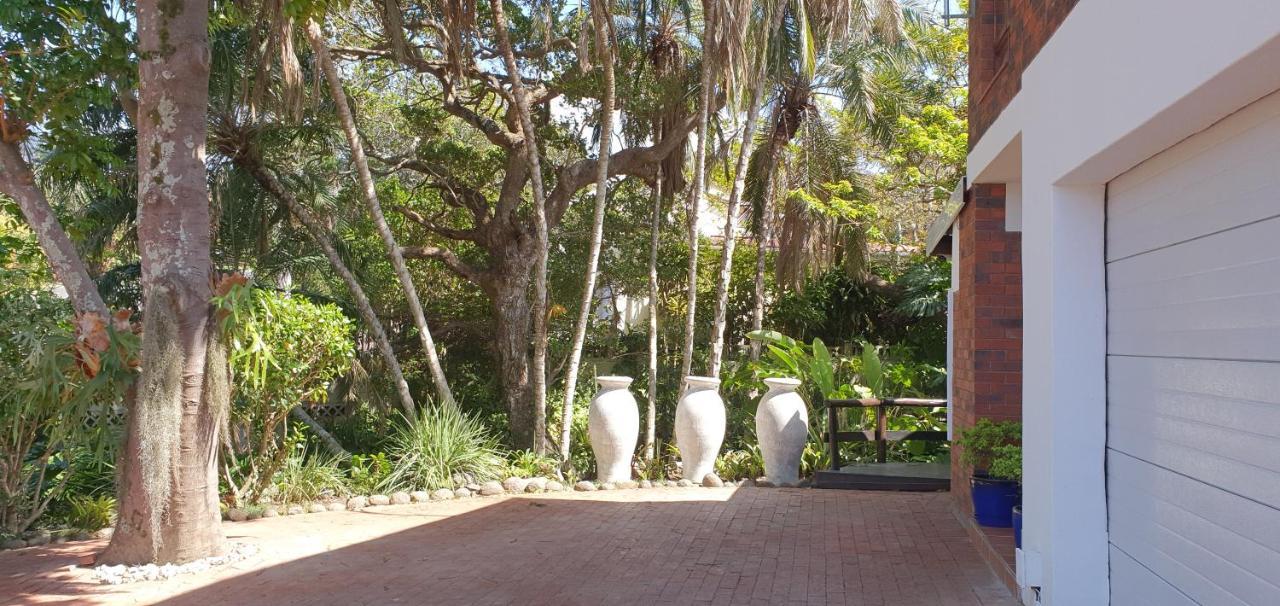 Summer Sand Holiday Cottages Scottburgh Exteriör bild