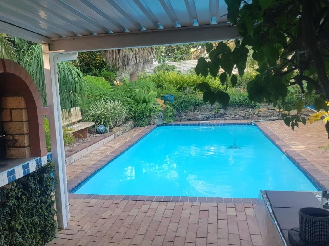 Summer Sand Holiday Cottages Scottburgh Exteriör bild